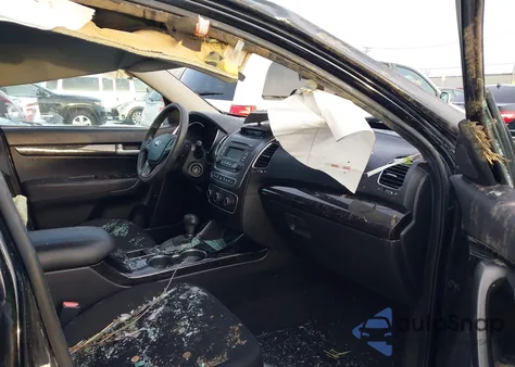 2015 Kia Sorento Lx from USA, damaged, VIN 5XYKT3A69FG591811